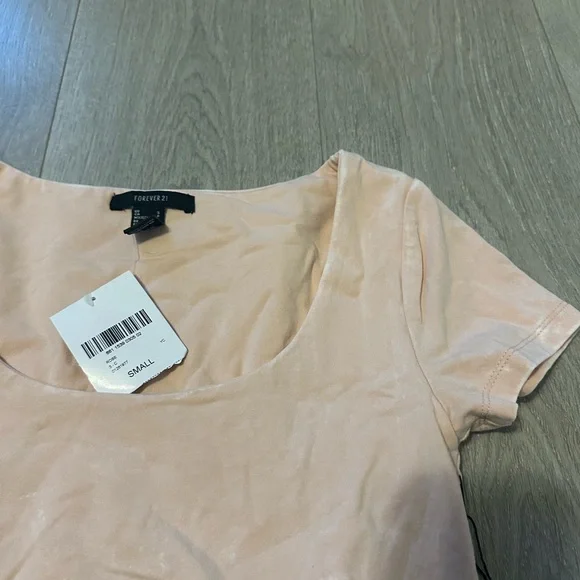 Zara Light Pink Cropped T-Shirt - Picture 2 of 3